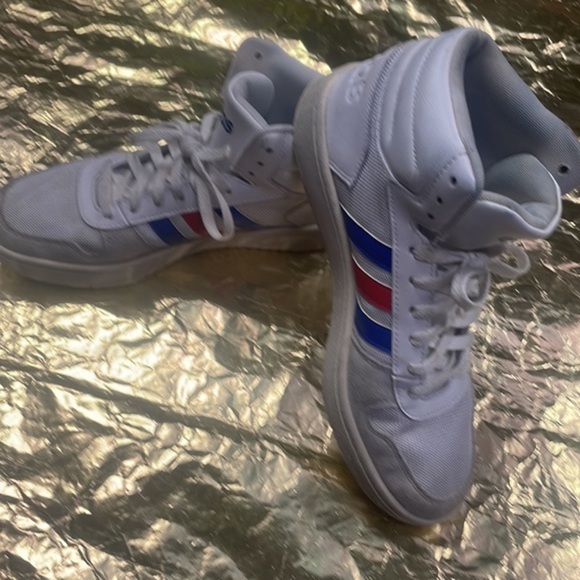 Adidas Hoops 2.0 Mid​ - Picture 2 of 14